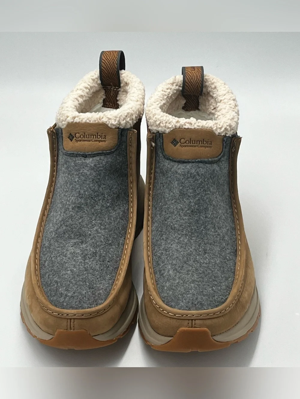 Columbia Landroamer Cozy Boots Women’s Sz 8.5 Tan & Gray